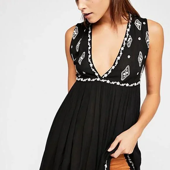 Free People Diamond Embroidered Tunic - Picture 1 of 9
